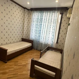 In Baku 240.0 m² apartment is for rent - Image 2