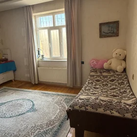 In Xəzər rayonu 200.0 m² house with 8.0 rooms is for rent - Image 3