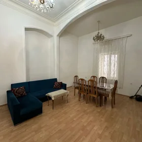 In Baku 65.0 m² apartment is for rent - Image 4