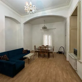 In Baku 65.0 m² apartment is for rent - Image 5