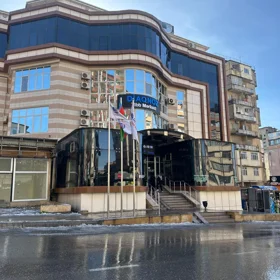 In Baku 80.0 m² apartment is for rent - Image 3