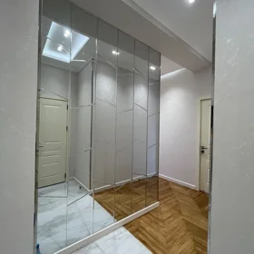 In Khirdalan 76.0 m² apartment is for sale - Image 3
