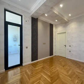 In Khirdalan 76.0 m² apartment is for sale - Image 7