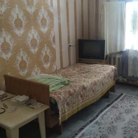 In Baku 90.0 m² apartment is for sale - Image 2