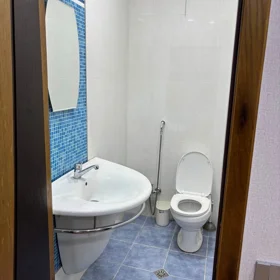 In Baku 80.0 m² apartment is for rent - Image 2