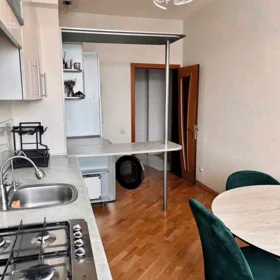In Baku 80.0 m² apartment is for rent - Image 7