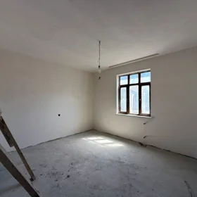 In Khirdalan 390.0 m² house with 7.0 rooms is for sale - Image 5