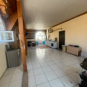 In Khirdalan 145.0 m² apartment is for rent - Image 9
