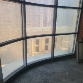 In Baku 170.0 m² apartment is for sale - Image 2