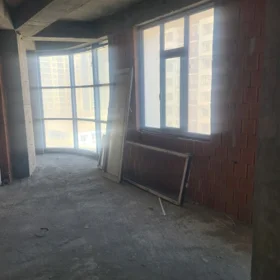 In Baku 170.0 m² apartment is for sale - Image 8