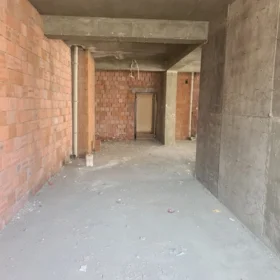 In Baku 170.0 m² apartment is for sale - Image 10
