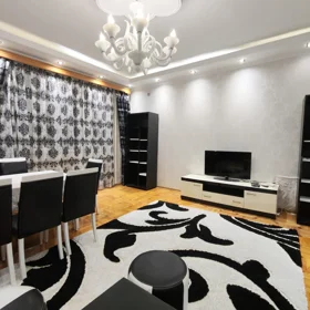 In Baku 180.0 m² apartment is for rent - Image 9