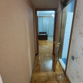 In Baku 180.0 m² apartment is for rent - Image 10