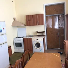 In Baku 42.0 m² apartment is for rent - Image 3