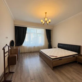 In Xətai rayonu 180.0 m² apartment is for rent - Image 3