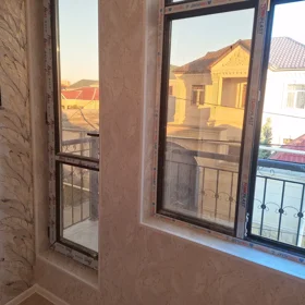 In Baku 58.0 m² house with 4.0 rooms is for sale - Image 2