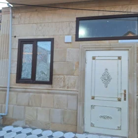 In Baku 58.0 m² house with 4.0 rooms is for sale - Image 4