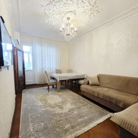 In Baku 75.0 m² apartment is for sale - Image 3