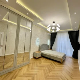 In Baku 107.0 m² apartment is for sale - Image 7
