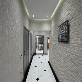 In Baku 130.0 m² apartment is for rent - Image 9