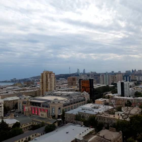In Baku 184.0 m² apartment is for sale - Image 3