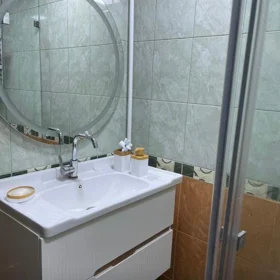 In Baku 65.0 m² apartment is for sale - Image 2