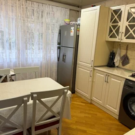 In Baku 65.0 m² apartment is for sale - Image 5