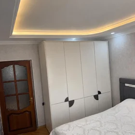 In Baku 65.0 m² apartment is for sale - Image 8