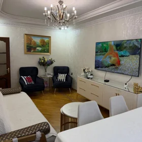 In Baku 65.0 m² apartment is for sale - Image 10