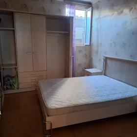 In Baku 70.0 m² house with 3.0 rooms is for rent - Image 3