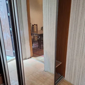 In Baku 70.0 m² house with 3.0 rooms is for rent - Image 8