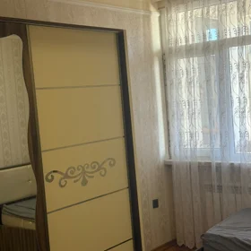 In Baku 130.0 m² apartment is for rent - Image 4
