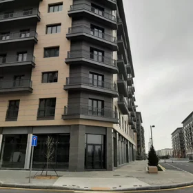 In Xətai rayonu 203.0 m² apartment is for sale - Image 2