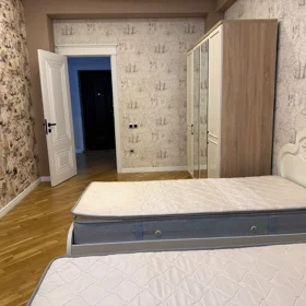 In Xətai rayonu 130.0 m² apartment is for rent - Image 5