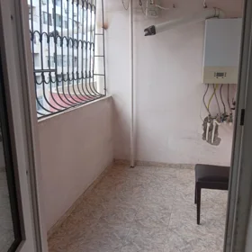 In Baku 70.0 m² apartment is for rent - Image 2