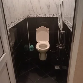 In Baku 70.0 m² apartment is for rent - Image 7