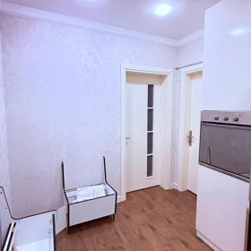 In Baku nan m² apartment is for sale - Image 9