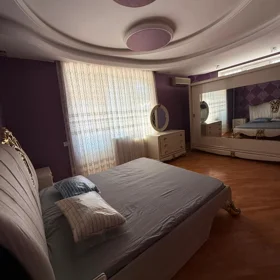 In Baku 170.0 m² apartment is for rent - Image 4