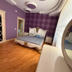 In Baku 170.0 m² apartment is for rent - Image 9