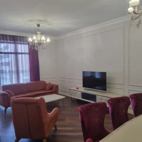 In Baku 148.0 m² apartment is for rent - Image 3