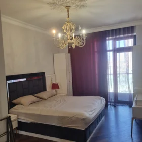 In Baku 148.0 m² apartment is for rent - Image 7