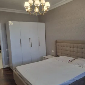 In Baku 148.0 m² apartment is for rent - Image 10