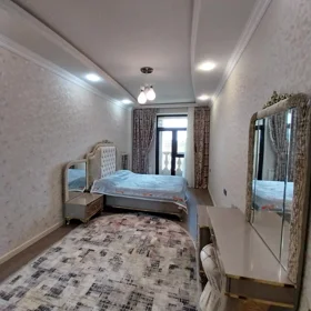 In Baku 100.0 m² apartment is for rent - Image 2
