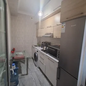 In Khirdalan 65.0 m² apartment is for rent - Image 8