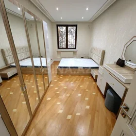 In Xətai rayonu 90.0 m² apartment is for rent - Image 3