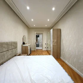 In Xətai rayonu 90.0 m² apartment is for rent - Image 4