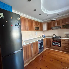 In Baku 75.0 m² apartment is for sale - Image 9