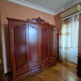 In Baku 140.0 m² apartment is for rent - Image 7