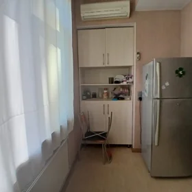 In Baku 65.0 m² apartment is for rent - Image 3