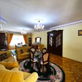 In Baku 500.0 m² house with 12.0 rooms is for sale - Image 3